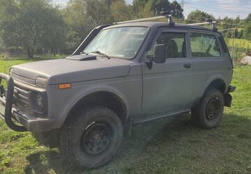 Lada Niva 77.800 km 7.499 &euro; Cadolzburg 90556