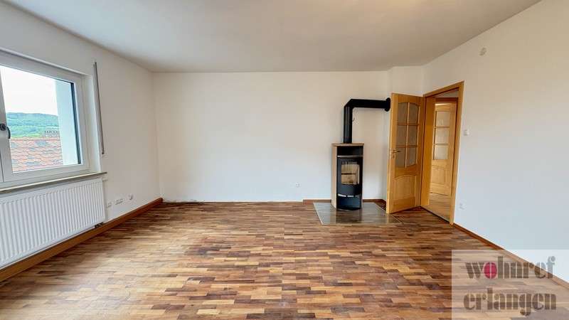 Etagenwohnung Forchheim - 4 Zimmer, 90 m&sup2;, 1.090&euro; | Angebot:27449177