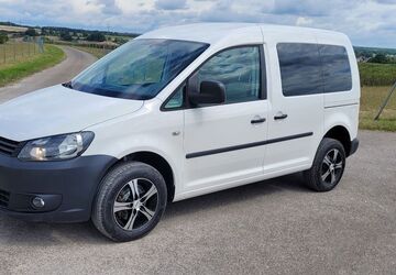 VW Caddy 228.000 km 6.900 &euro; Veitsbronn 90587