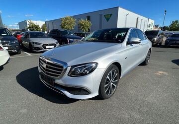 Mercedes-Benz E 300 117.999 km 24.800 &euro; Fürth 90763