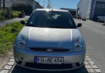Ford Fiesta 99.600 km 1.250 &euro; Fürth 90765