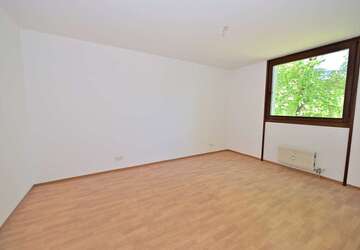 Wohnung Nürnberg Schnepfenreuth - 3 Zimmer, 84 m&sup2;, 950&euro; | Angebot:27447375