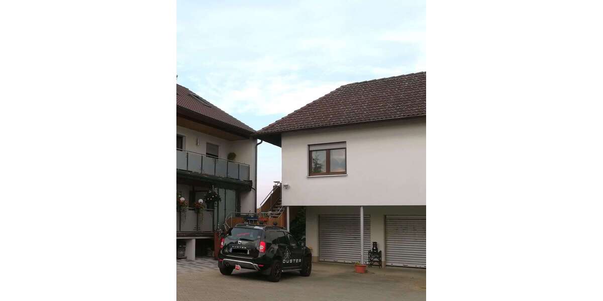 Etagenwohnung Fürth Bislohe - 4 Zimmer, 103 m&sup2;, 1.050&euro; | Angebot:27348063