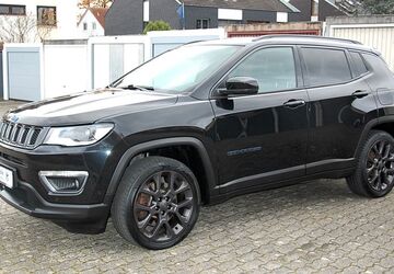 Jeep Compass 157.800 km 14.980 &euro; Feucht 90537